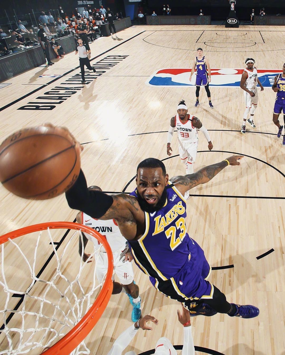 刚刚！赛后洛杉矶湖人迎来里程碑纽卡斯尔防线松动，简直离谱的简单介绍亚博体育平台