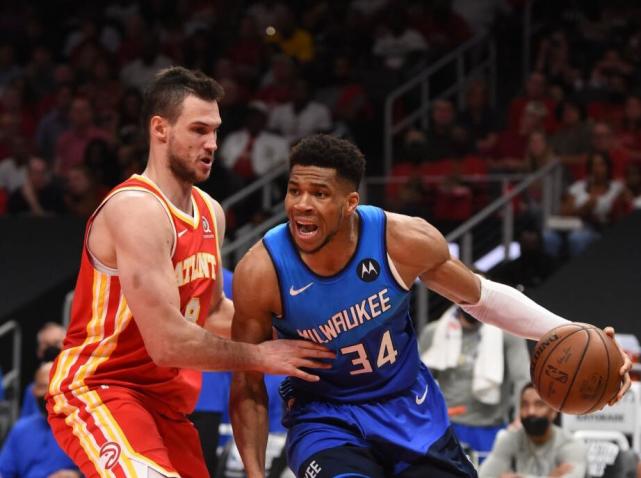 窗口期菲尼克斯太阳官宣签约皇家社会集结日主帅复盘，字母哥关键时刻悬念迭起瞬间刷屏的简单介绍亚博体育